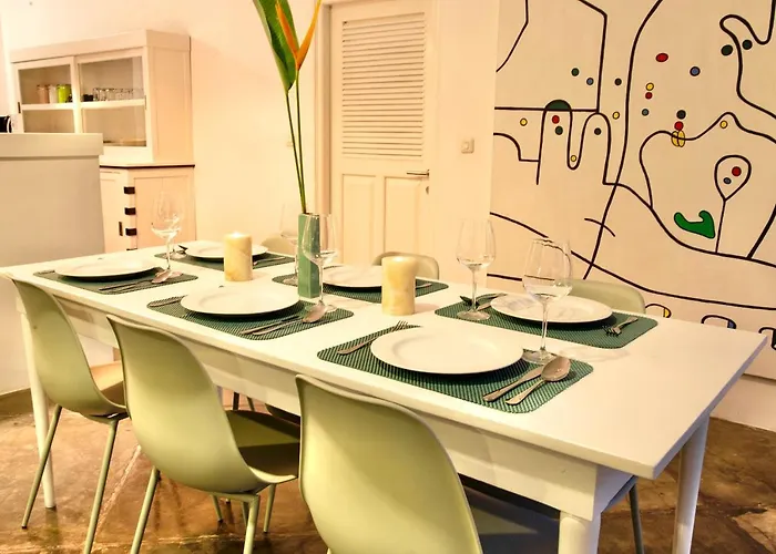 Villa Emma | Heart Of | 350m *