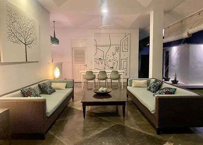Emma | Heart Of | 350m Villa